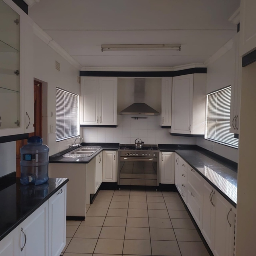 4 Bedroom Property for Sale in Kaffrarian Heights Eastern Cape
